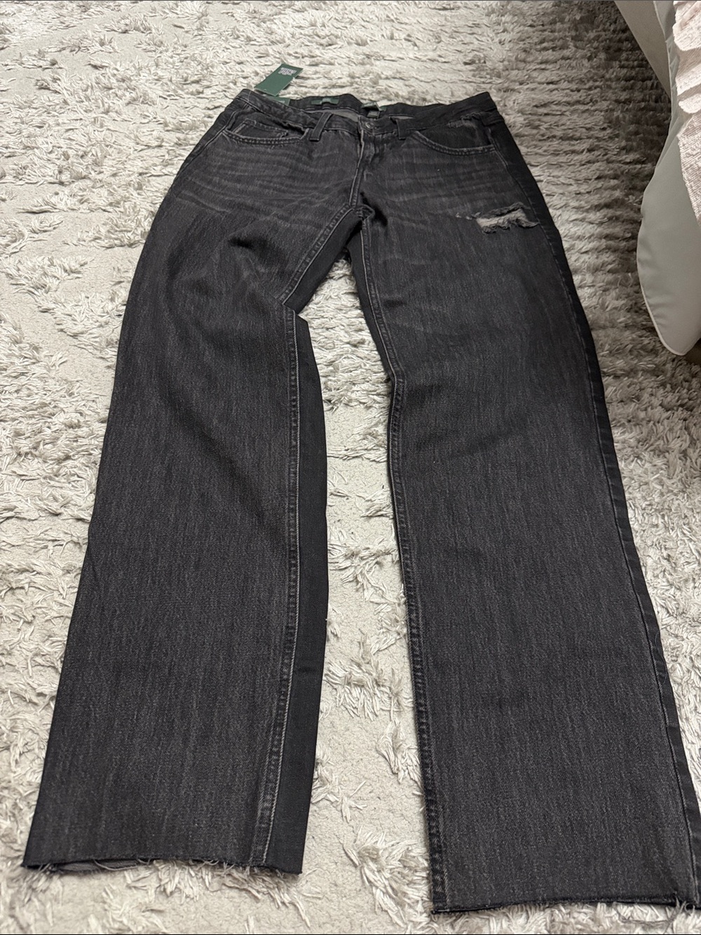 ***Brand new ** wild fable Black Straight Leg Jeans with Distressed Knee